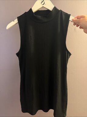 LOFT Black Sleeveless Tank Top